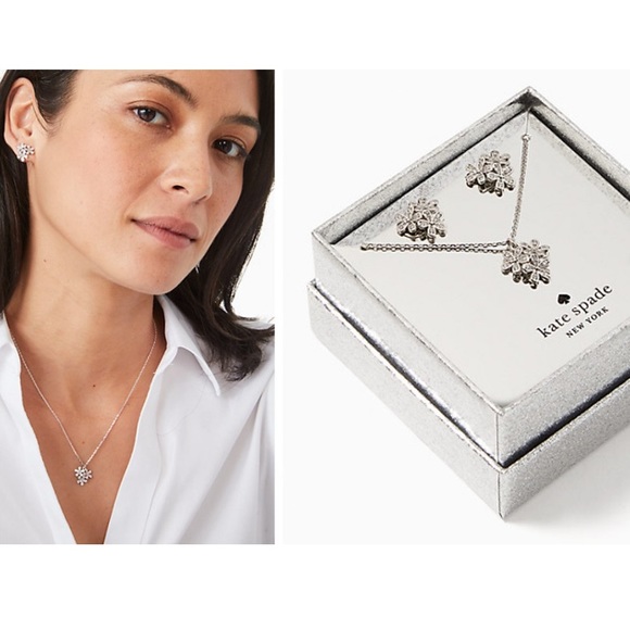 New Kate Spade gleaming gardenia cluster studs and pendant set - Picture 3 of 12